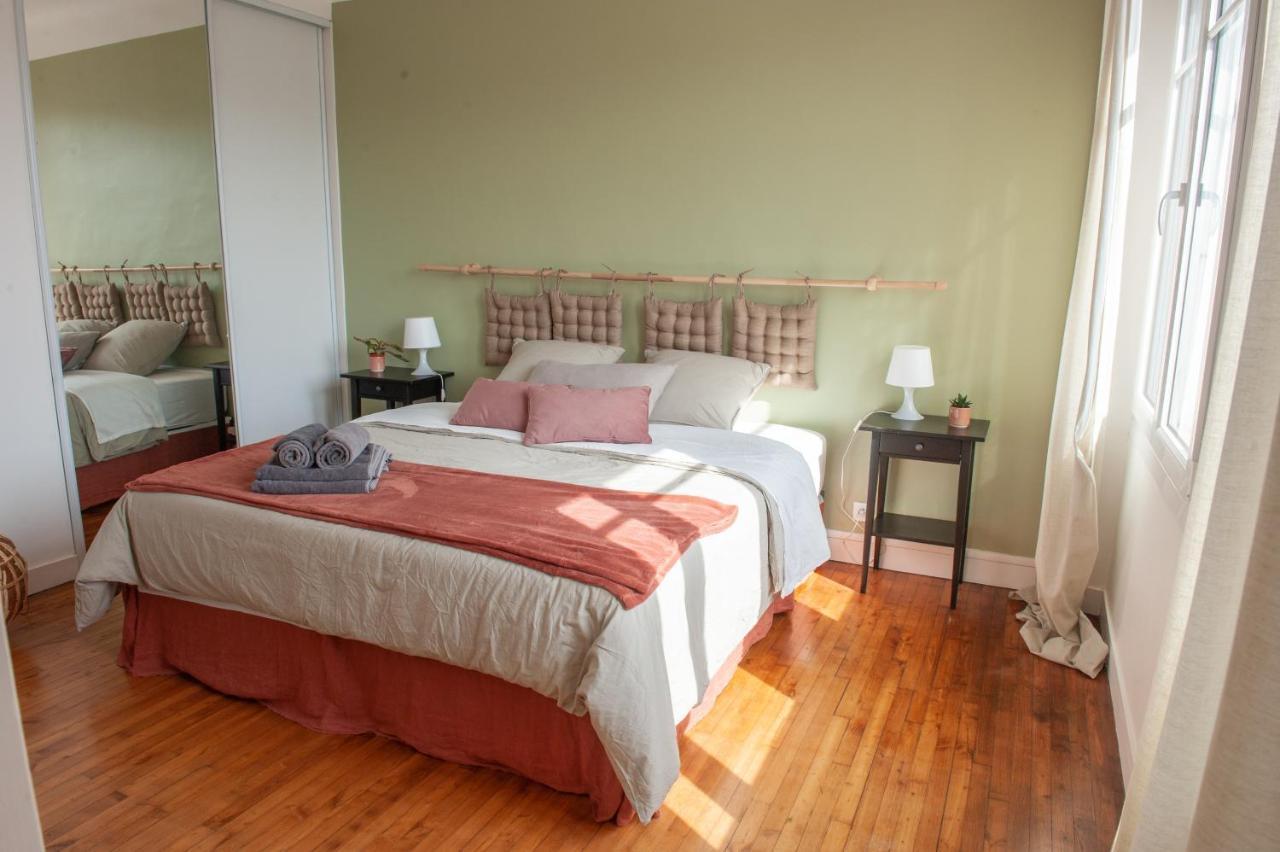 Spacieux Avec Balcon Et Parking Apartment